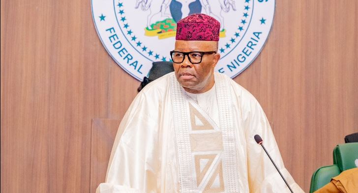 Akpabio Identifies Errors In New National Anthem