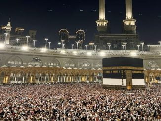 3,000 Kaduna Pilgrims Get Hajj Refunds 11 at least 550 muslims die at hajj as temperatures at mecca hit 51 8c photos NaijaChoice News 1
