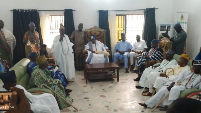 Oba Ajibola and Others Pay Homage to Olakulehin, Deny Rift With Olubadan