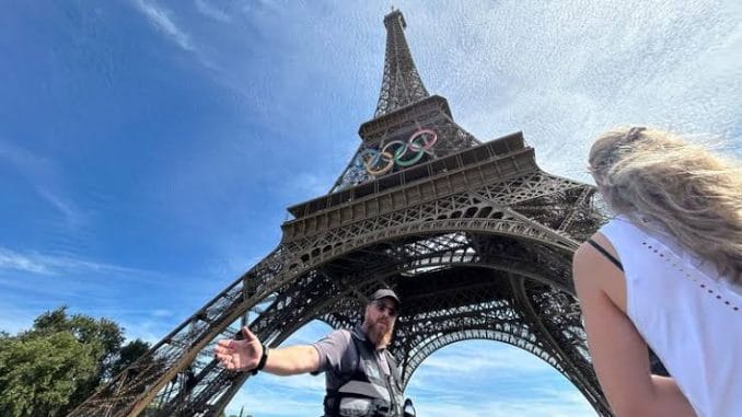Man arrested for climbing Eiffel Tower on final Olympics day 1 Man arrested for climbing Eiffel Tower on final Olympics day