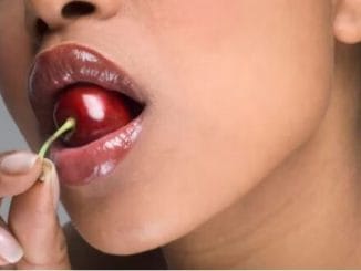 The pros and cons of swallowing semen 11 The pros and cons of swallowing semen
