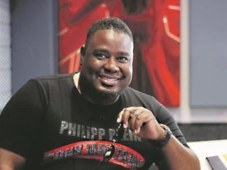 Felix Hlophe’s marriage in crisis: Wife’s alleged affair exposed as side chick dumps him 13 Felix Hlophe’s marriage in crisis: Wife’s alleged affair exposed as side chick dumps him