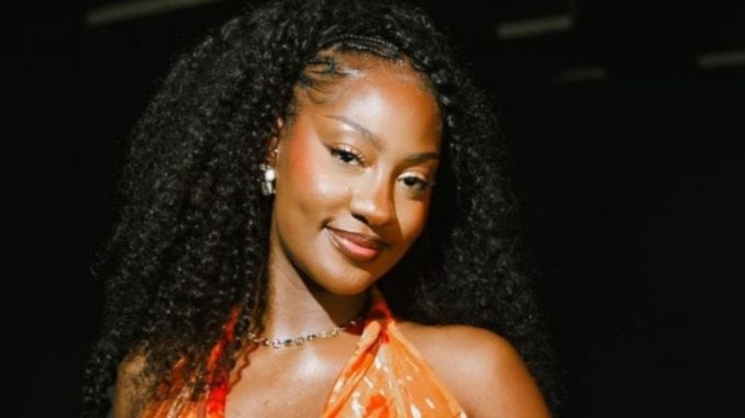 "Dog IT’S MINE” – Tems Breaks Silence On Body Shaming 1 Tems: Beyoncé, Rihanna, Drake contacted me within three days in 2020