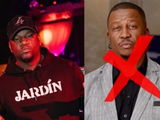 South Africans praise DJ Fresh for filling FNB Stadium with hits like 'Sis Bettina' and 'Fela in Versace', among other SA music, while opening for Chris Brown 41 South Africans praise DJ Fresh for filling FNB Stadium with hits like 'Sis Bettina' and 'Fela in Versace', among other SA music, while opening for Chris Brown