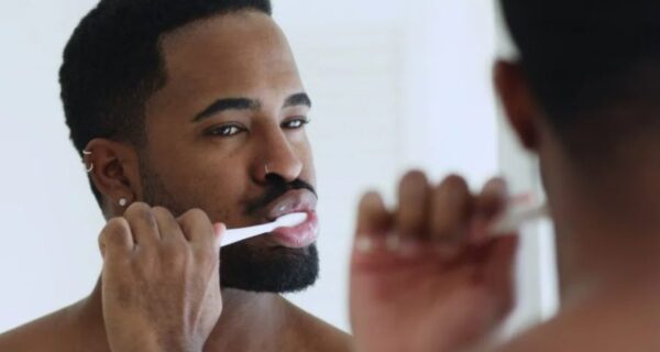 Skipping brushing teeth at night? Here’s how it can lead to heart disease 1 Skipping brushing teeth at night? Here’s how it can lead to heart disease